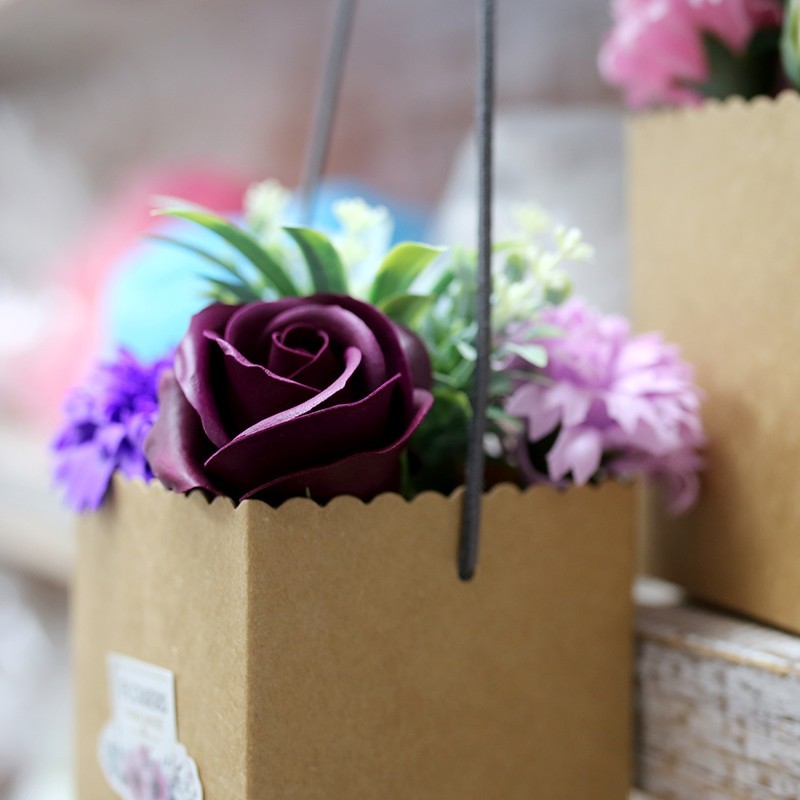 1Bouquet Kraft - flores moradas - AW Regalos Mayorista fabricante y